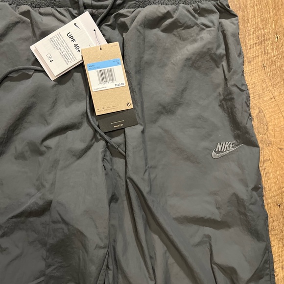 Nike Sportswear Repel Tech Pack Men's Woven Pants- FB7370-068 $120 - Picture 6 of 8